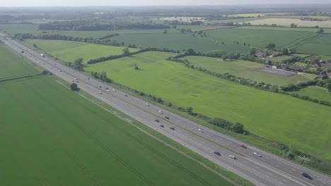 autopista m5 siguiendo en dirección sur desde michael wood services