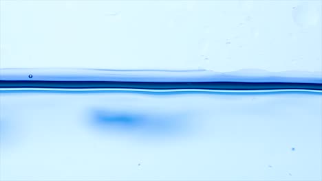 Close-up-water-in-slow-motion