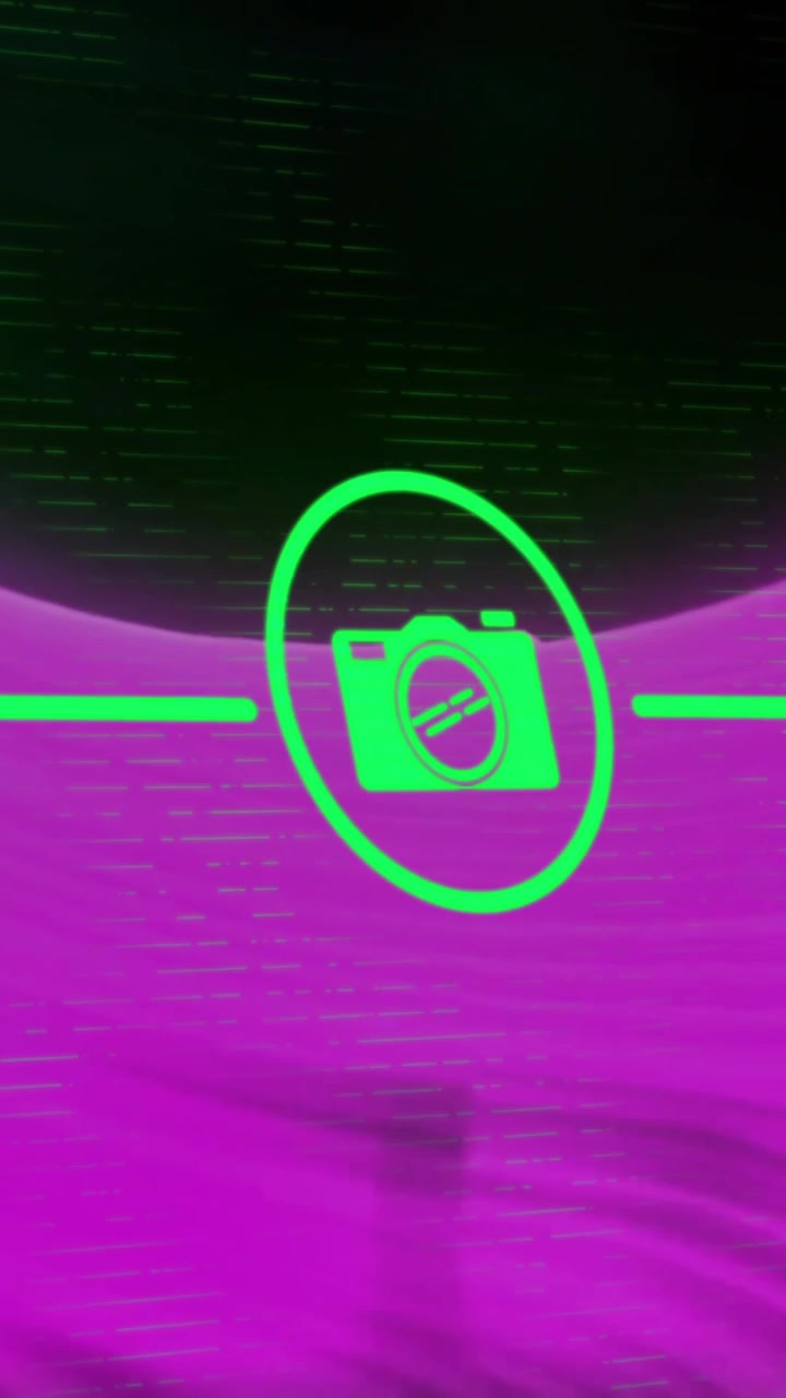 Animazione di una rete di connessioni con icone su forme viola su sfondo nero