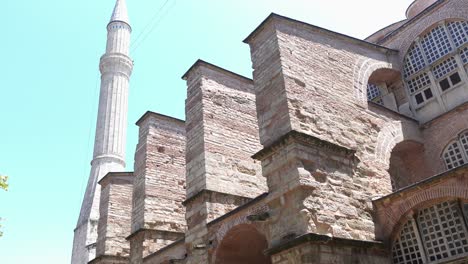 hagia sophia exterior with minaret