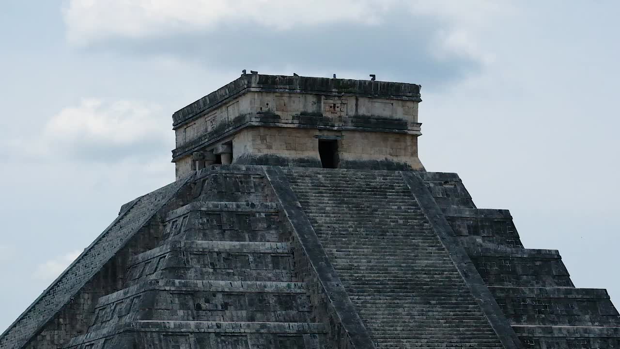 Chichen Itza Pyramid Maya Archeological Temple Yucatan Mexico Top Notch View, World Heritage Monument