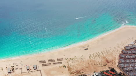 Bird's-eye-view-of-tropical-paradisiac-beach