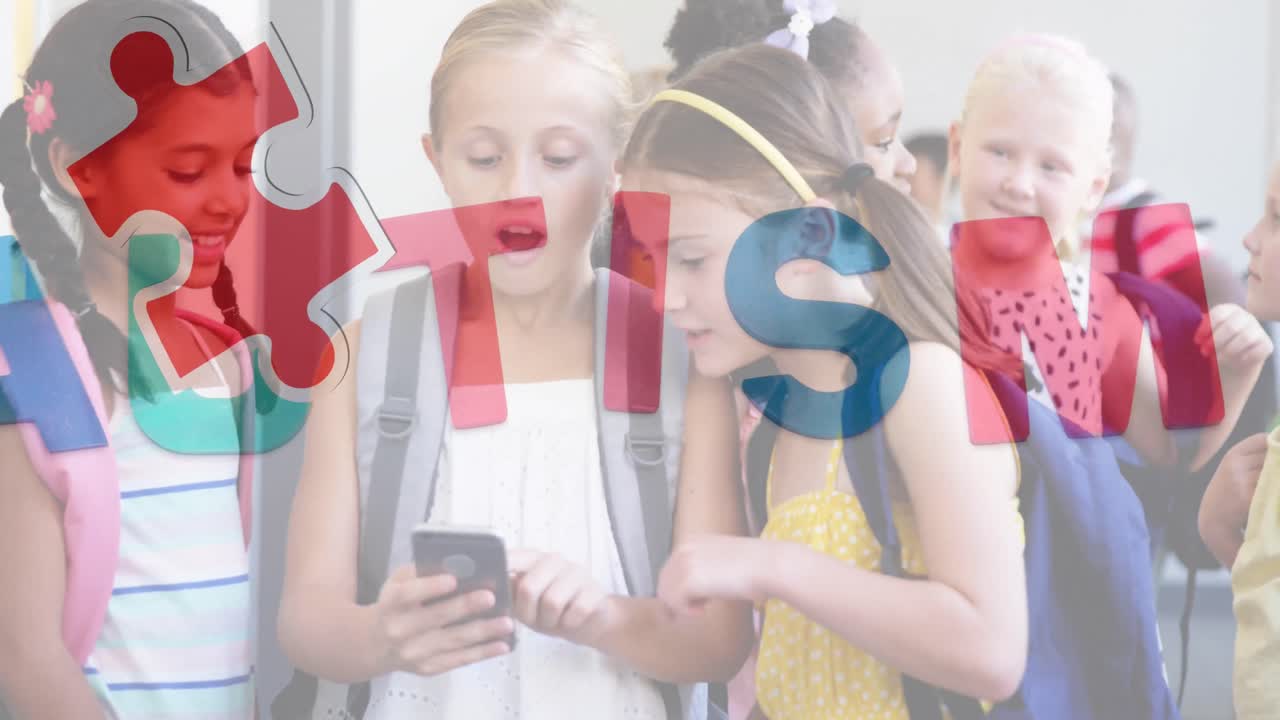 스마트 폰을 사용하는 다양한 학교 학생들을 대상으로 자폐증 텍스트의 애니메이션