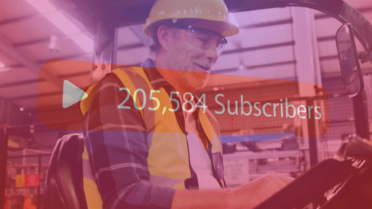 플레이 버튼 및 가입자 카운트 애니메이션 안전 장비를 사용하는 기계에 대한 작업자