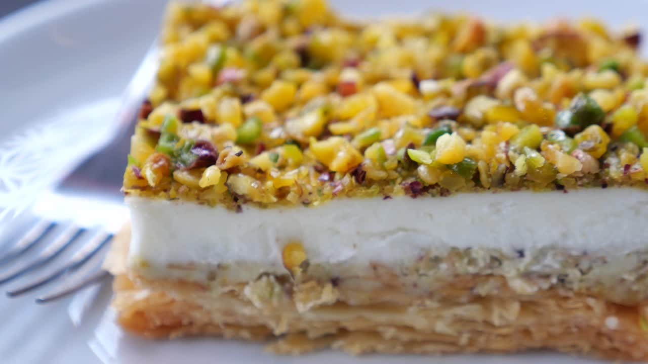 baklava de pistacho con relleno de crema