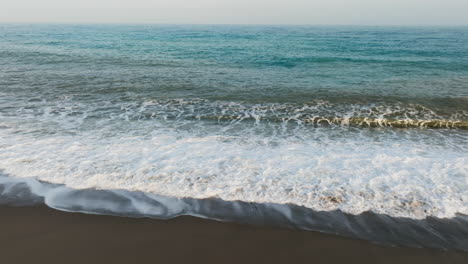 the sea as a symbol of disembarkation for immigrants and drowned victims