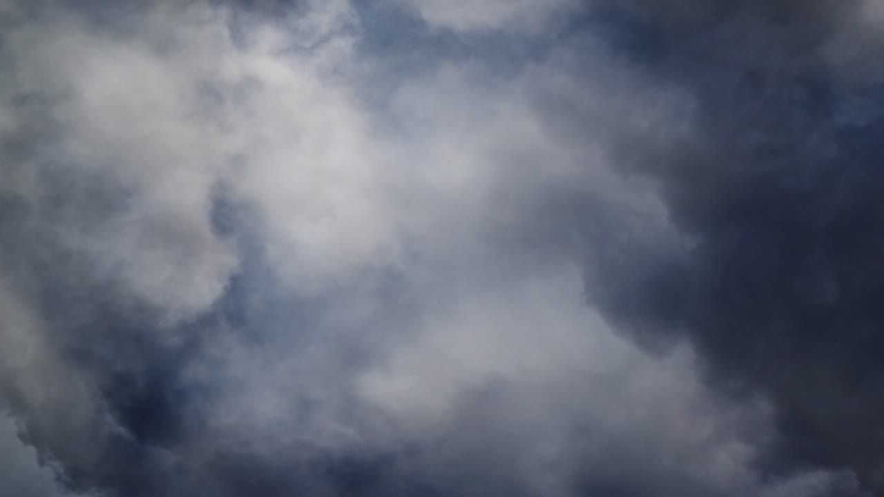 4k thunderstorm that was occurring inside the cumulonimbus clouds in the sky