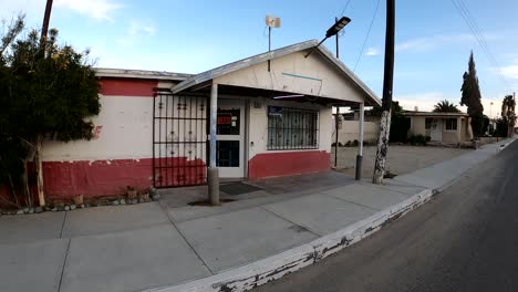 Rundown-mexican-grocery-store-in-coastal-town-Bahia-Asuncion-Baja-California-Sur