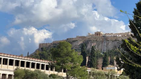 Below-view-of-Parthenon-in-Athens,-Greece