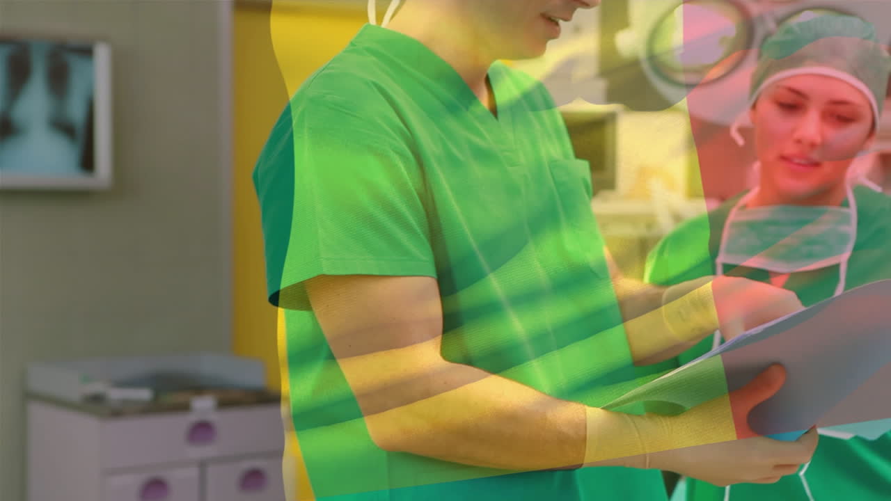 animación de la bandera de francia sobre los médicos caucásicos hablando