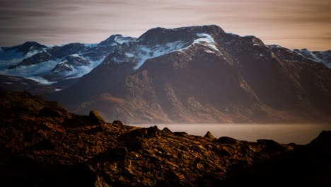 Berge-Und-Fjorde-In-Norwegen-Landschaft