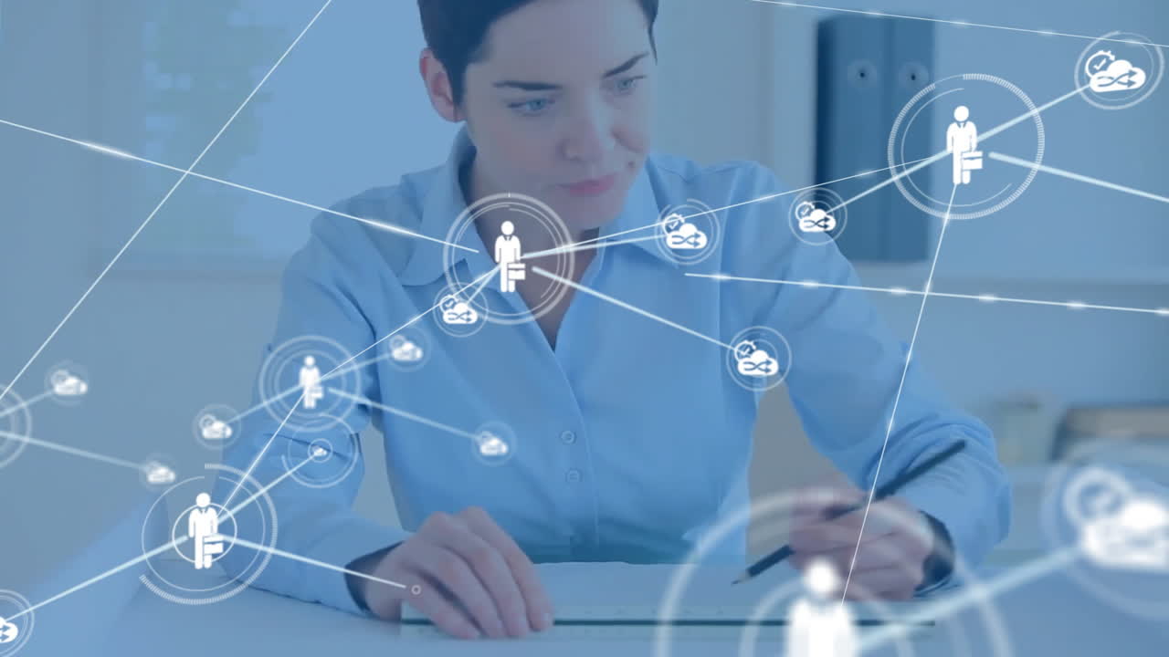 animación de la red de conexiones con la gente íconos sobre mujer de negocios caucásica en la oficina