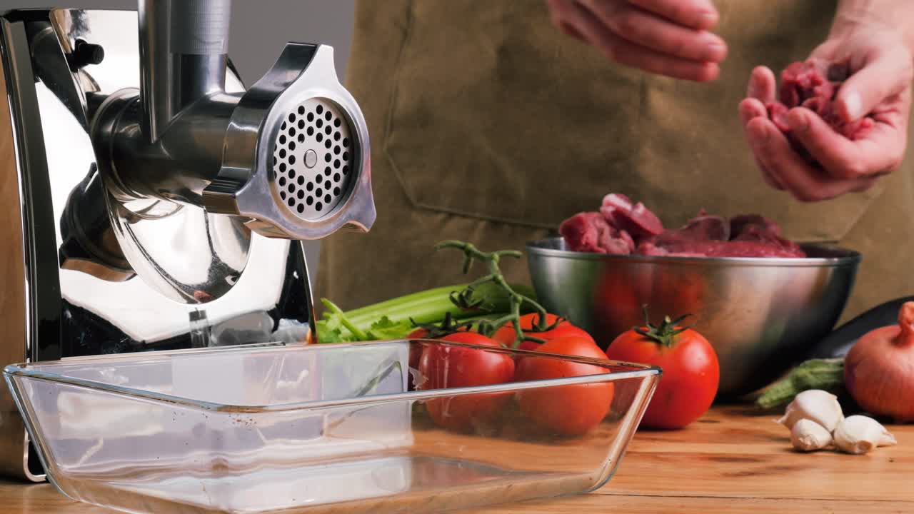 Preparing Minced Meat for Cooking