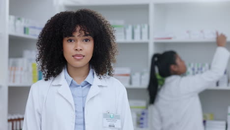 pharmacist portrait in pharmacy store