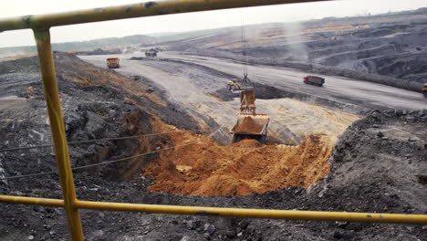 coal mining operation in an open pit