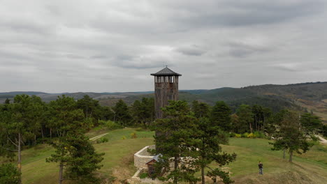 Kleiner-Aussichtsturm-In-Ungarn-Szendr?