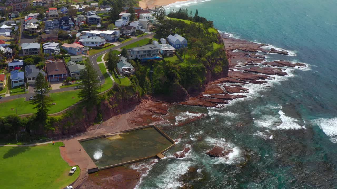 호주 뉴 사우스 웨일즈 키아마 마을의 아름다운 해안선