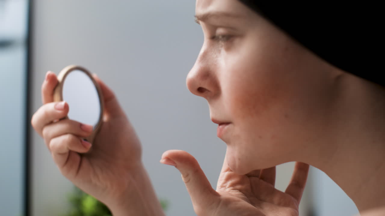 화장실에 있는 여자