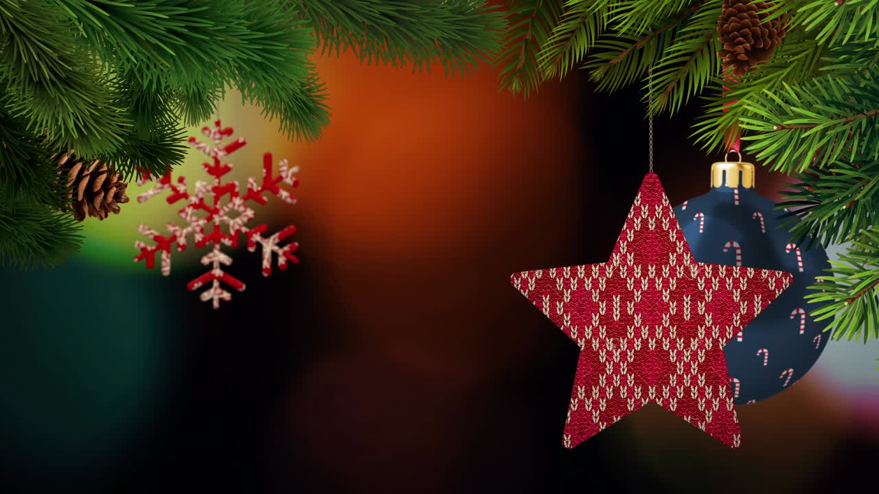 los adornos de navidad y los pinos se balancean en un fondo bokeh en bucle
