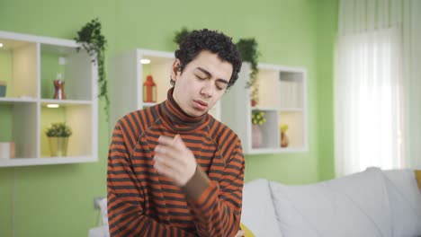 un adolescente frustrado, un chico aburrido.
