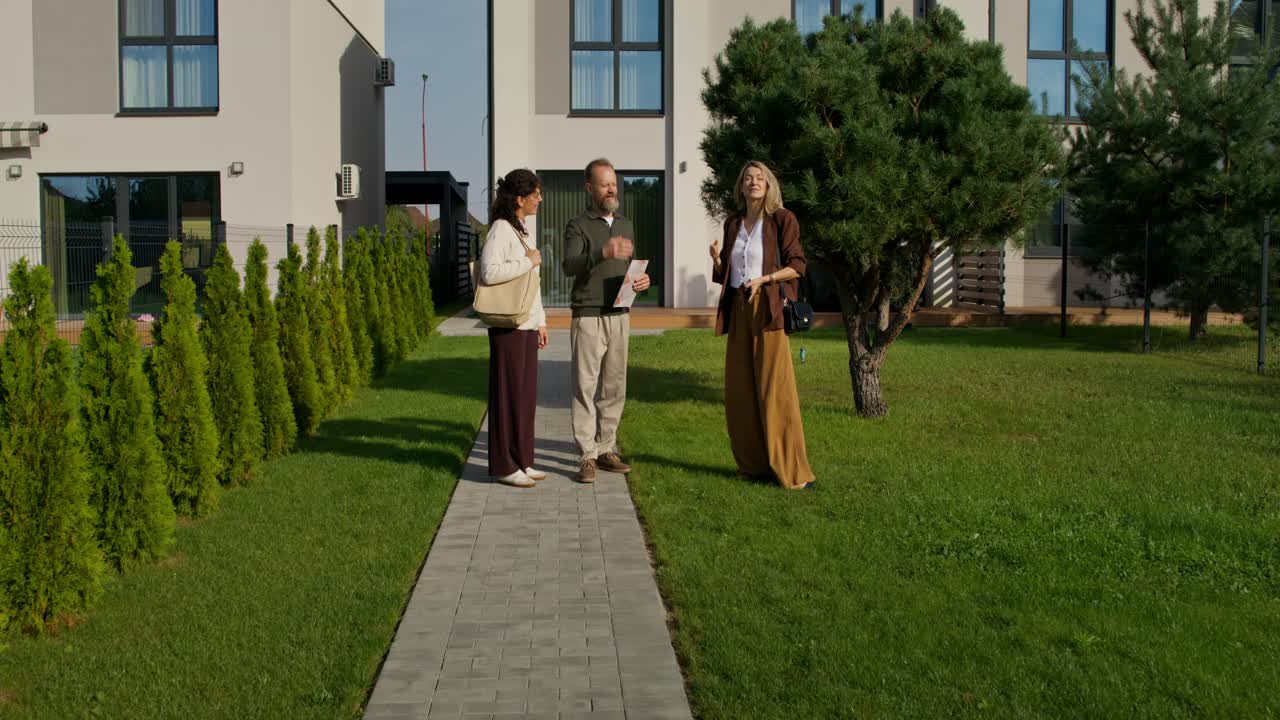 muestra de bienes raíces