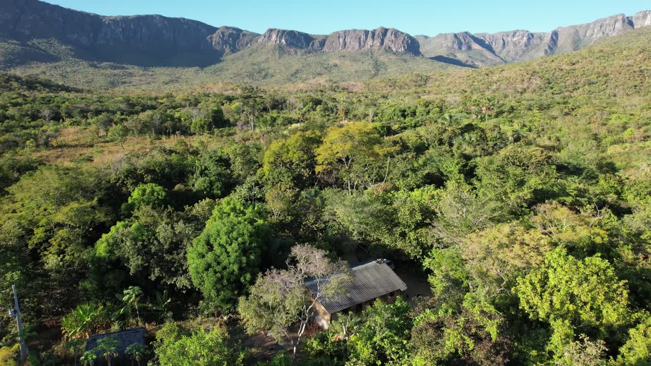 Guardião waterfall, panoramic Vão do Moleque community, blue water, sunny day, incredible landscape, in the in Chapada dos Veadeiros