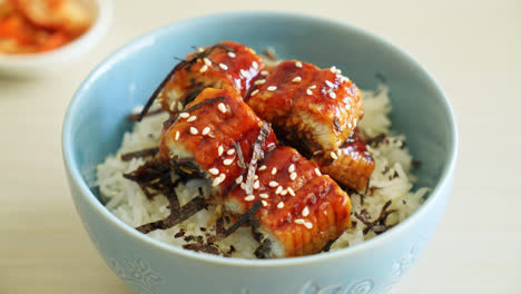 eel rice bowl or unagi rice bowl - japanese food style