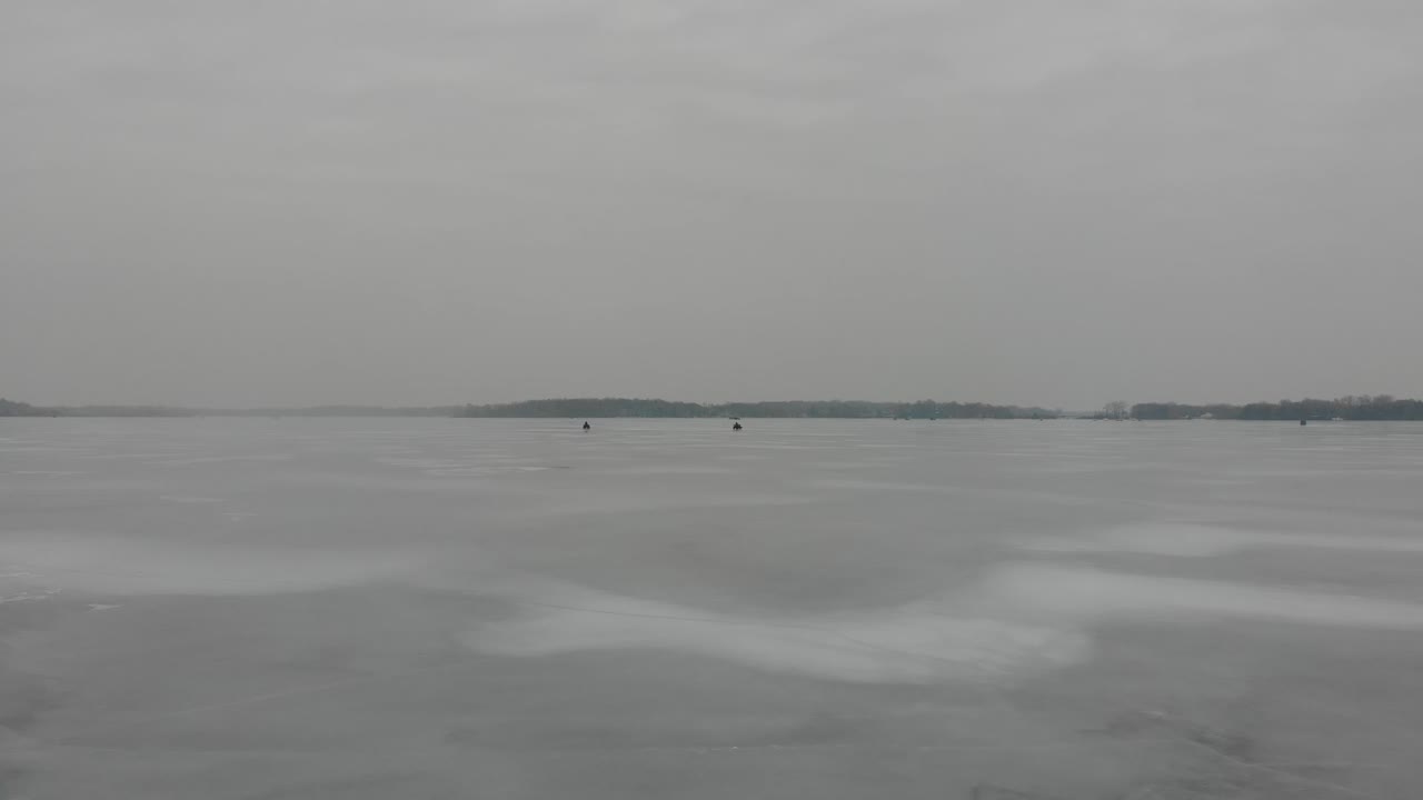 paisaje invernal cubierto de nieve