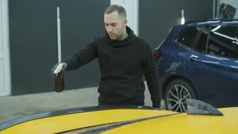 professional car detailing – washing, ceramic coating, and interior cleaning