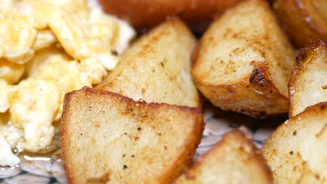 fried potatoes with scrambled eggs