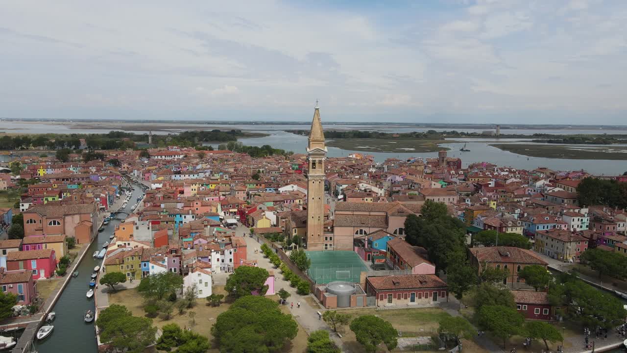 la isla de burano, venecia desde arriba