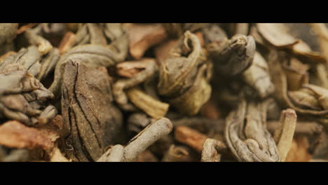 close-up of dried green and black tea