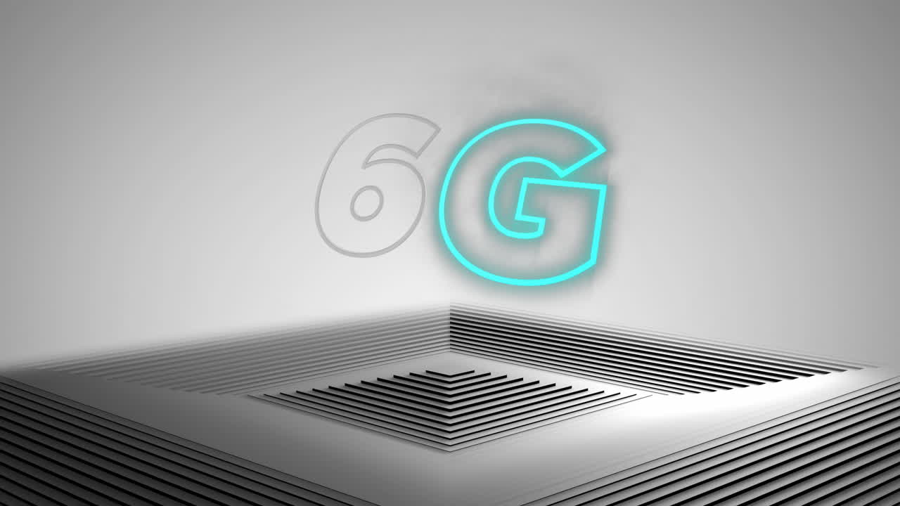 Animation of 6g text over black and grey concentric line pyramid on grey background