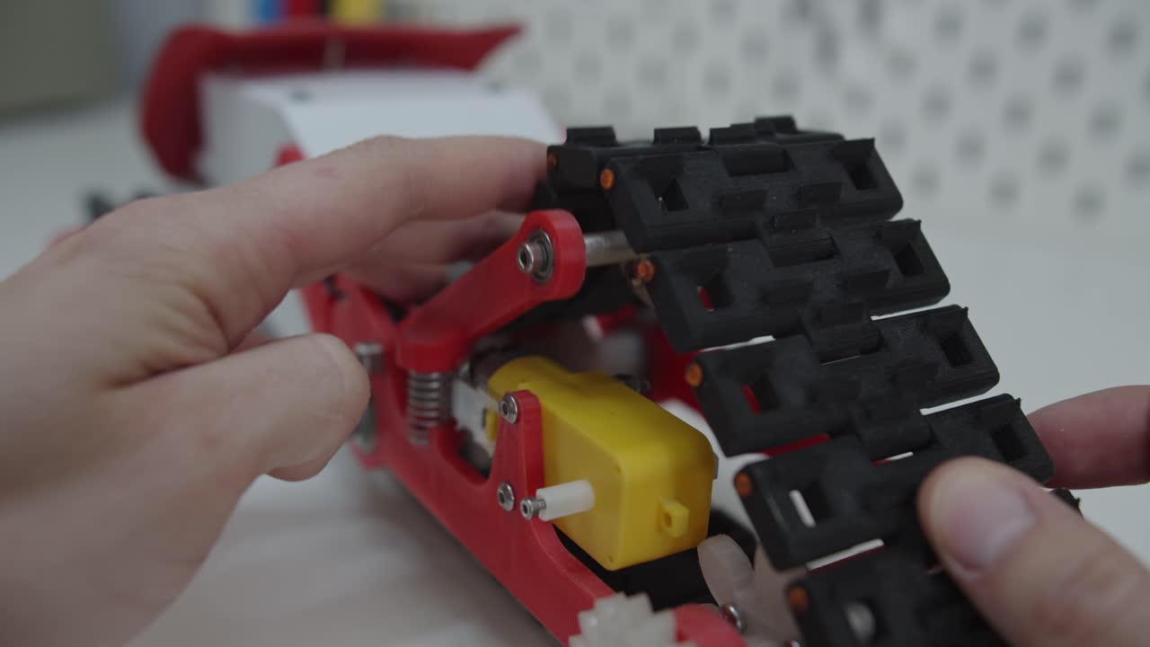 RC Toy Snowmobile Track Mechanism