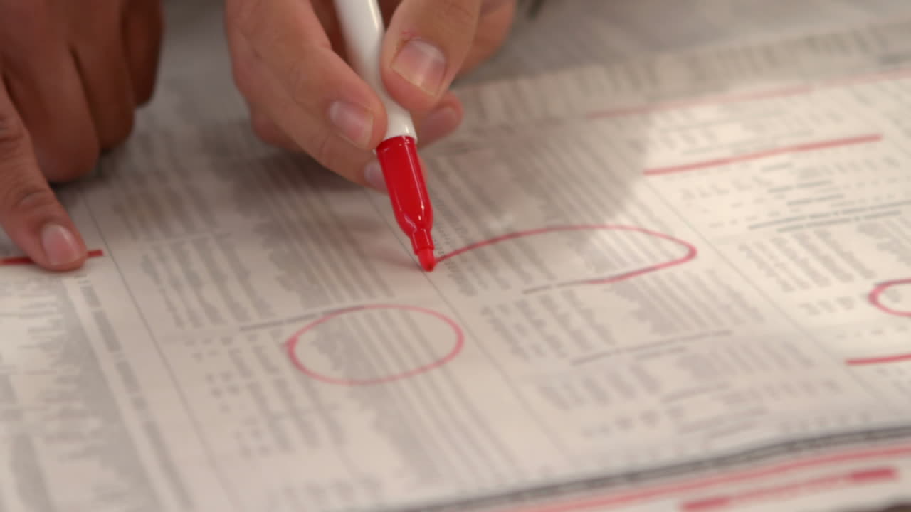 동성애자 커플 이 신문 에서 어떤 주소 를 둘러싸고 있다