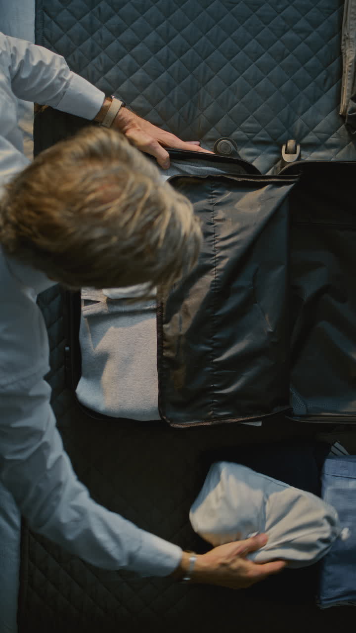 empacando una maleta