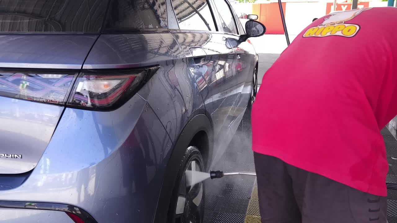 Electric Car Detailing at a Car Wash