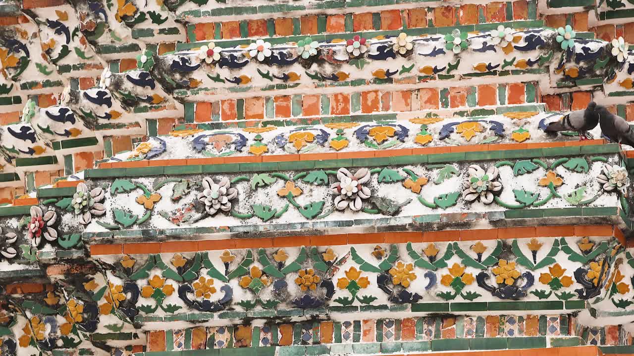 태국 사원의 장식적 세부 사항