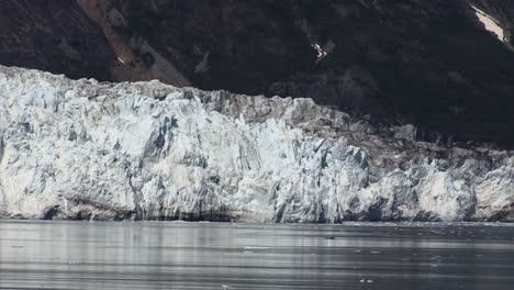 primer plano del glaciar margerie en alaska