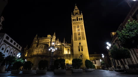 Torre-Giralda-En-Sevilla,-España