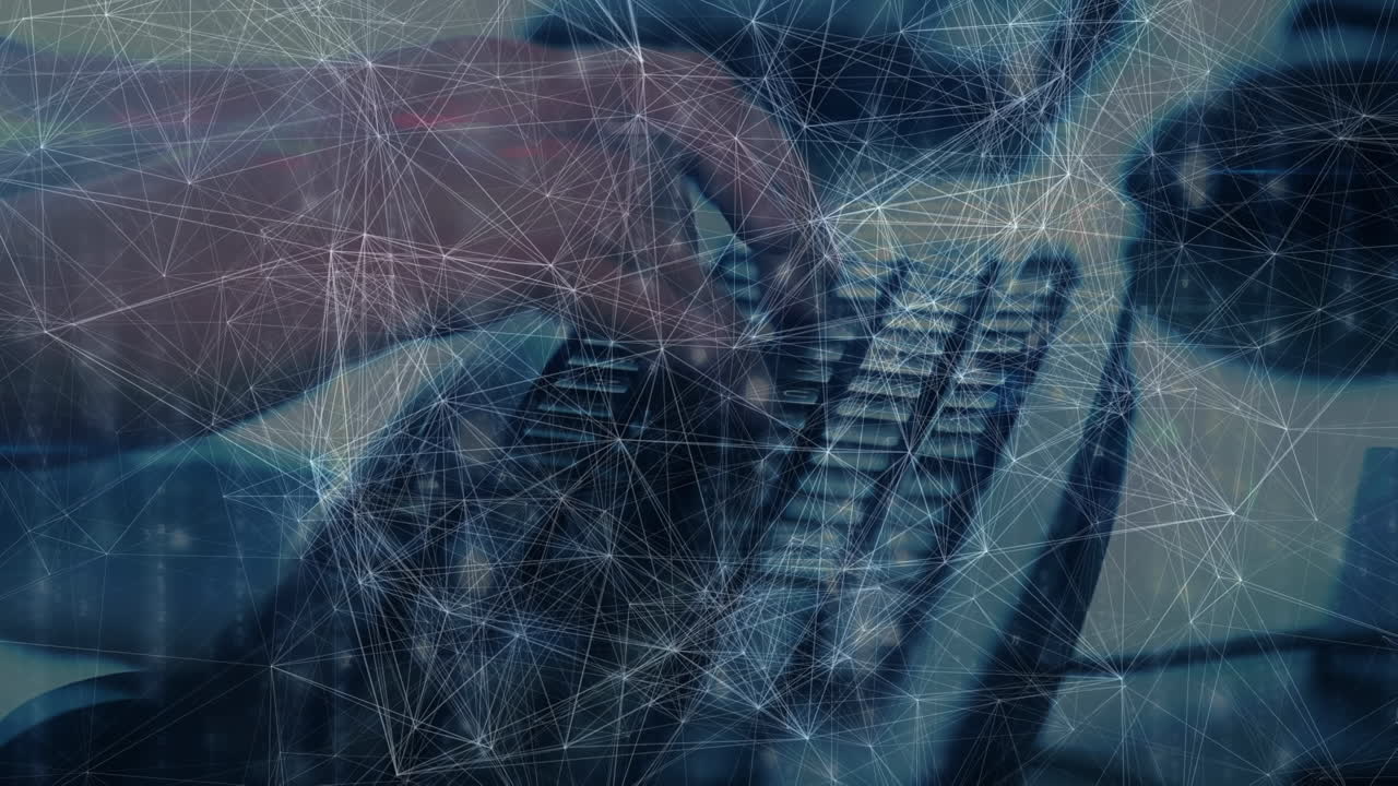 animación de la red de conexiones sobre las manos de un hombre caucásico escribiendo en el teclado