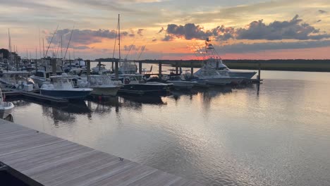 Puesta-De-Sol-En-Bohicket-Marina-En-Kiawah-Y-Seabrook-Island-Carolina-Del-Sur