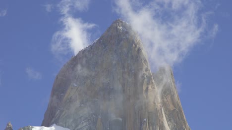 Close-up-of-the-highest-peak-of-Monte-Fitz-with-Clouds-Steaming-off-the-top