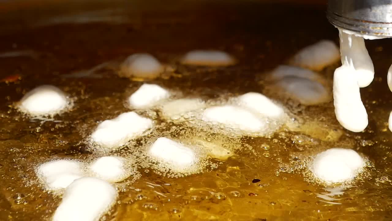 기름 에 긴 도 을 만드는 것