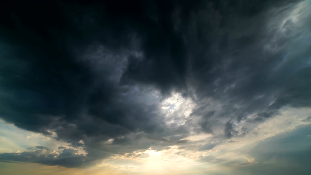 은 배경에 구름 흐름. 타임 스