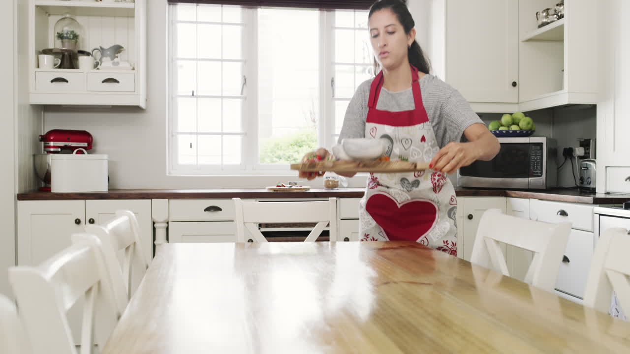 요리하는 것보다 더 큰 사랑의 행위는 없습니다.