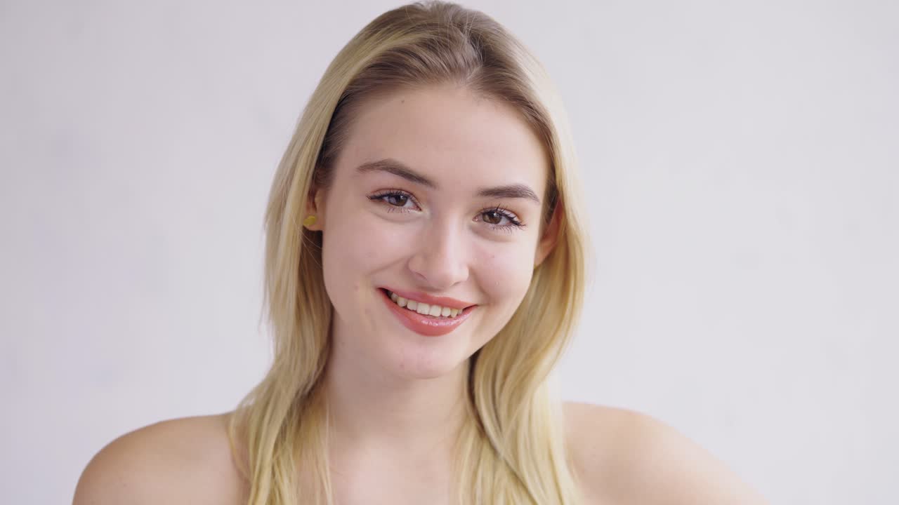 retrato de una mujer joven