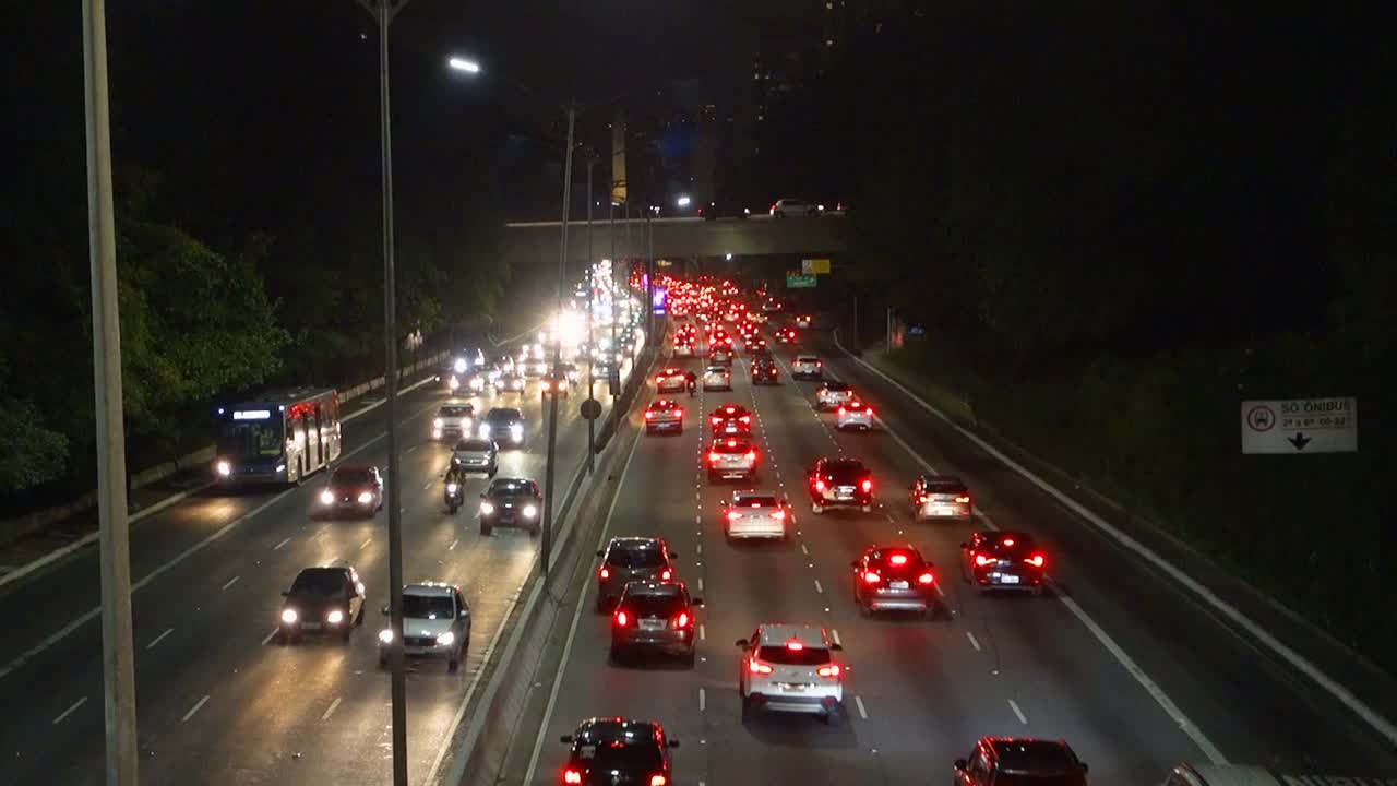 cars lights moving on 23 de Maio highway in Sao paulo city, at night
