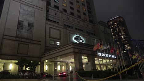 Viewing-the-Mandarin-Oriental-Kuala-Lumpur