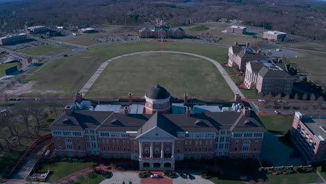 ayuntamiento de kannapolis nc - estados unidos -01-19-2020 - vista aérea del complejo de la ciudad de kannapolis